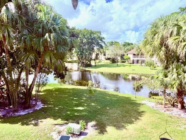 En Venta: $247,000 (2 camas, 2 baños, 1010 Pies cuadrados)