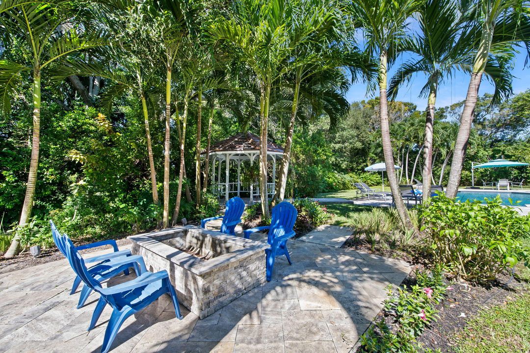 На продажу: $3,750,000 (5 спален, 3 ванн, 4563 Квадратных фут)