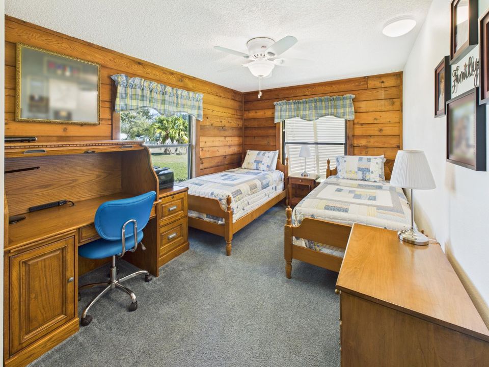 待售: $575,000 (3 贝兹, 2 浴室, 1242 平方英尺)