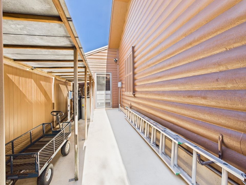 待售: $575,000 (3 贝兹, 2 浴室, 1242 平方英尺)