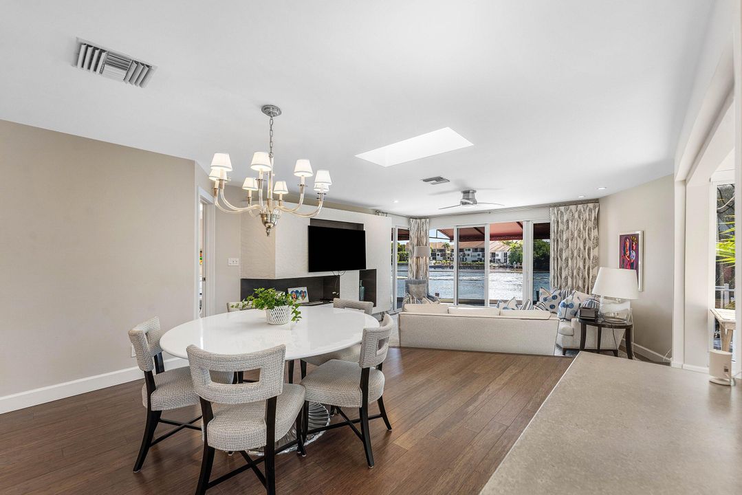 En Renta: $25,000 (3 camas, 3 baños, 2628 Pies cuadrados)