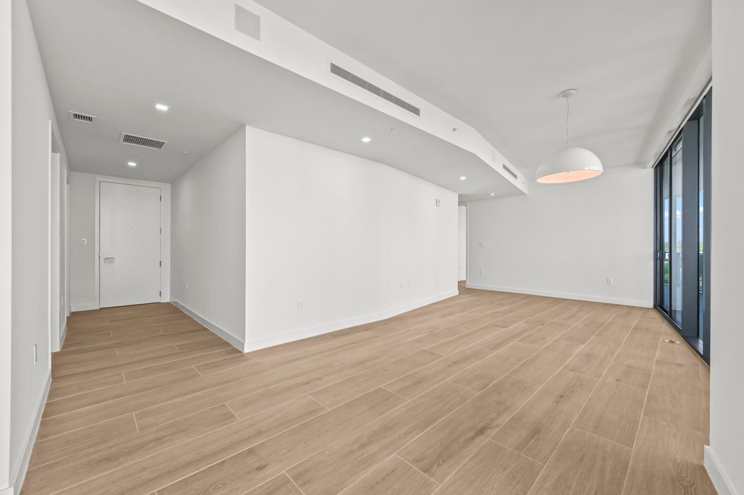 待售: $2,999,999 (3 贝兹, 3 浴室, 2590 平方英尺)