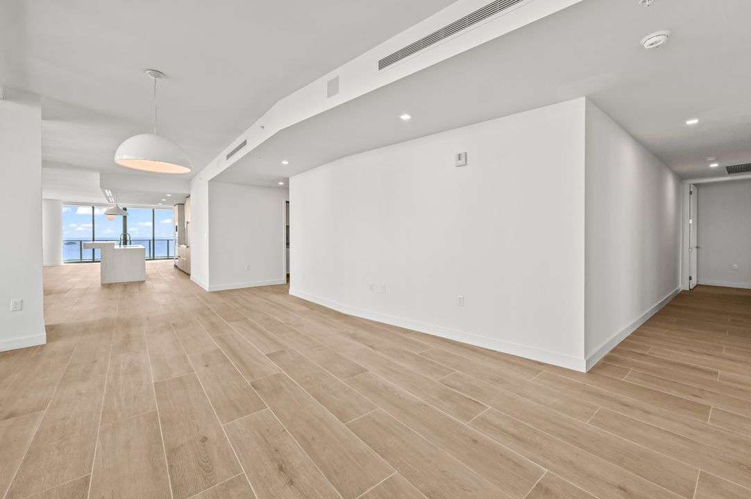 待售: $2,999,999 (3 贝兹, 3 浴室, 2590 平方英尺)