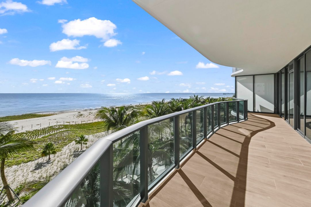 待售: $2,999,999 (3 贝兹, 3 浴室, 2590 平方英尺)