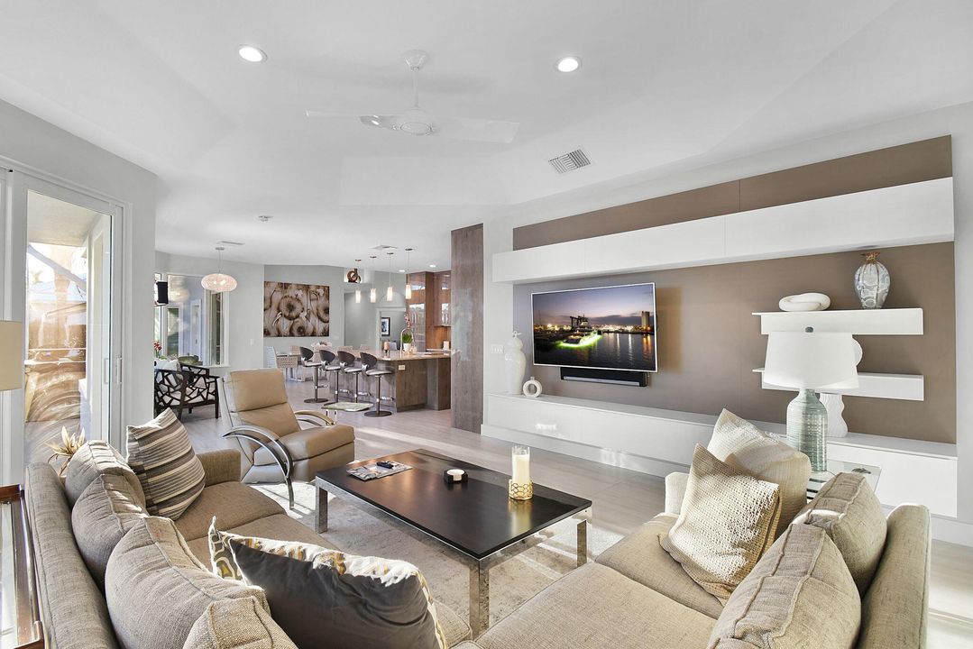 待售: $1,695,000 (3 贝兹, 3 浴室, 2746 平方英尺)