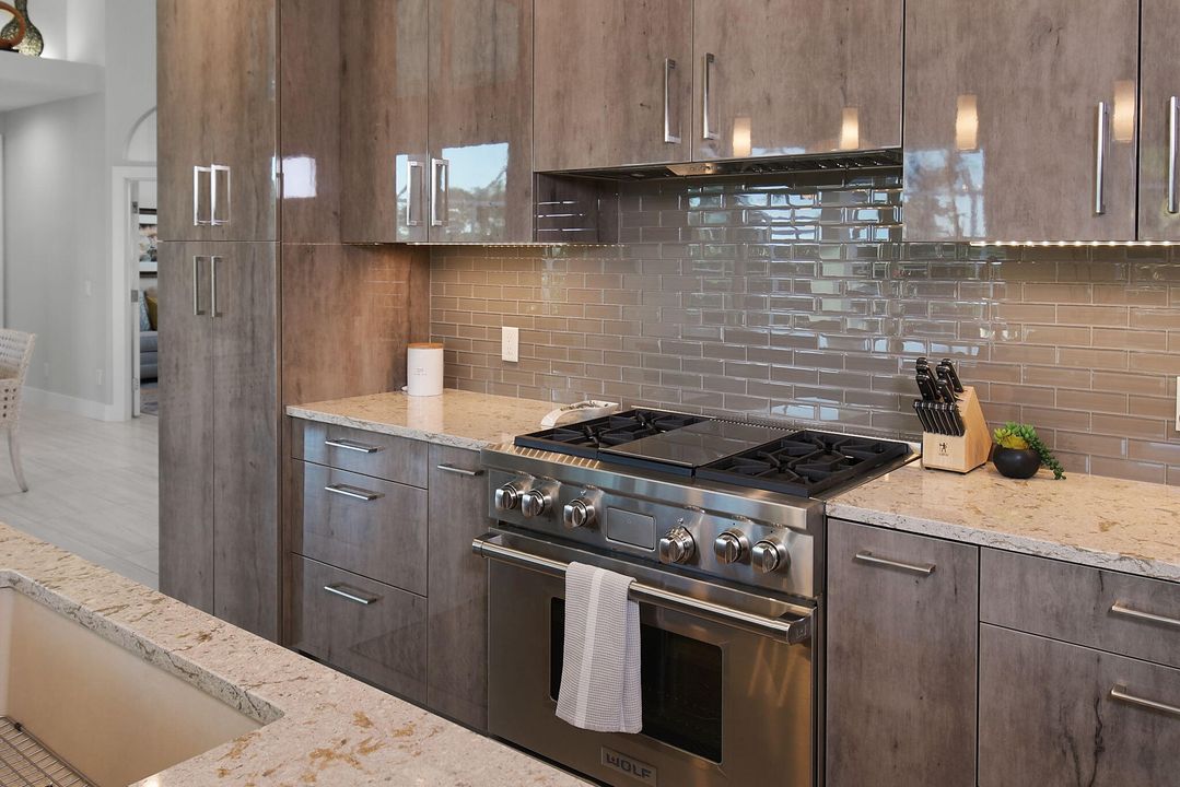 待售: $1,695,000 (3 贝兹, 3 浴室, 2746 平方英尺)