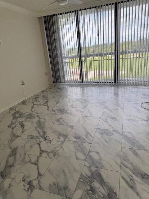 Active With Contract: $2,100 (2 beds, 2 baths, 1442 Square Feet)