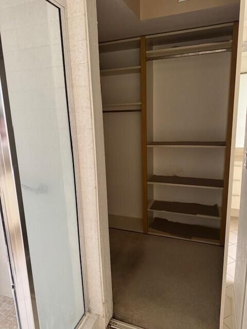 Active With Contract: $2,100 (2 beds, 2 baths, 1442 Square Feet)