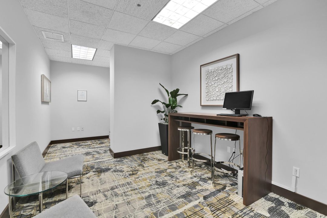 Active With Contract: $995,000 (2 beds, 2 baths, 1816 Square Feet)