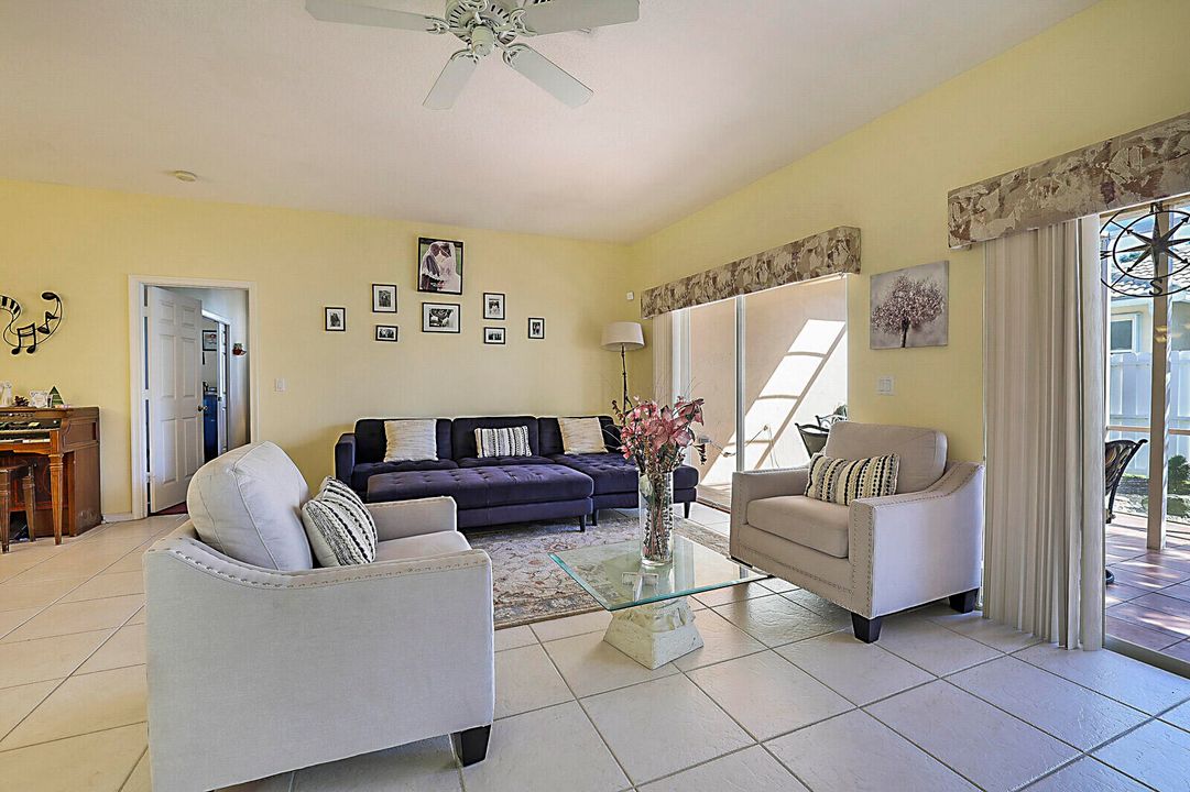 Active With Contract: $530,000 (4 beds, 2 baths, 2079 Square Feet)