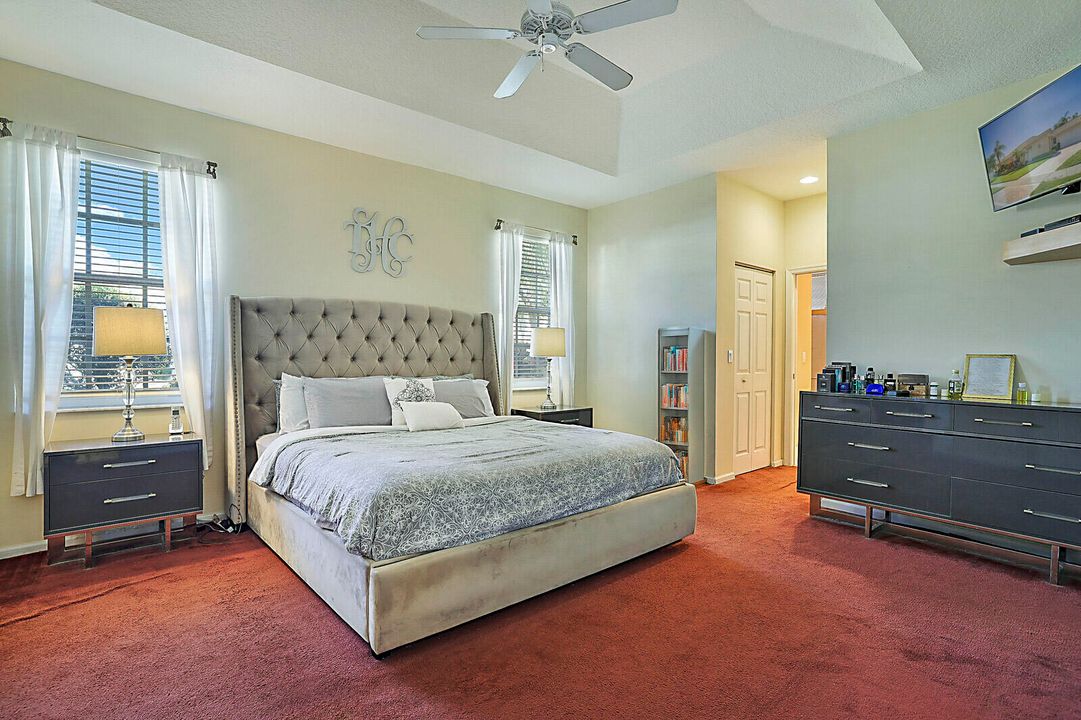 Active With Contract: $530,000 (4 beds, 2 baths, 2079 Square Feet)