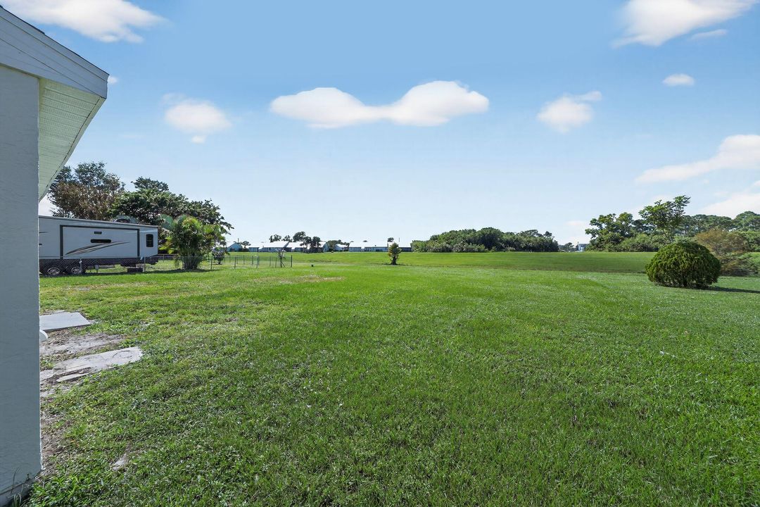 На продажу: $310,000 (3 спален, 2 ванн, 1000 Квадратных фут)