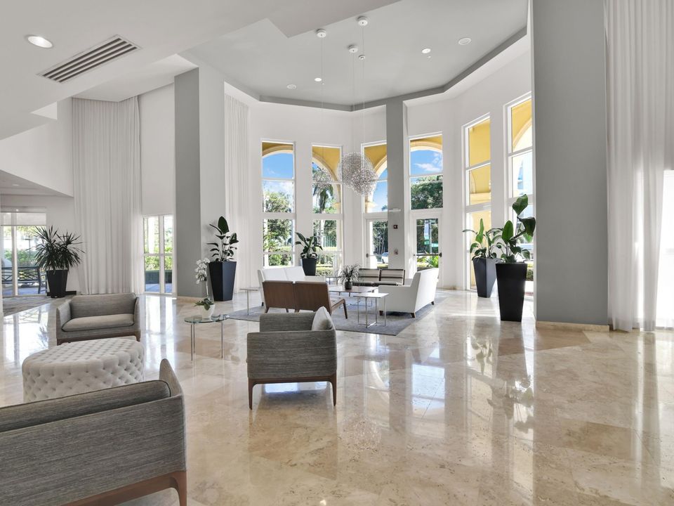 Active With Contract: $995,000 (2 beds, 2 baths, 1816 Square Feet)