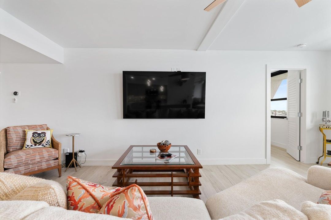 出租: $9,000 (2 贝兹, 2 浴室, 1500 平方英尺)