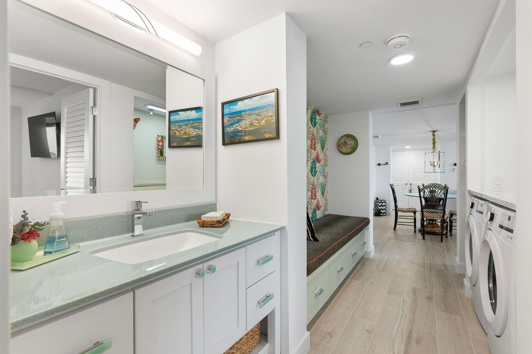 出租: $9,000 (2 贝兹, 2 浴室, 1500 平方英尺)