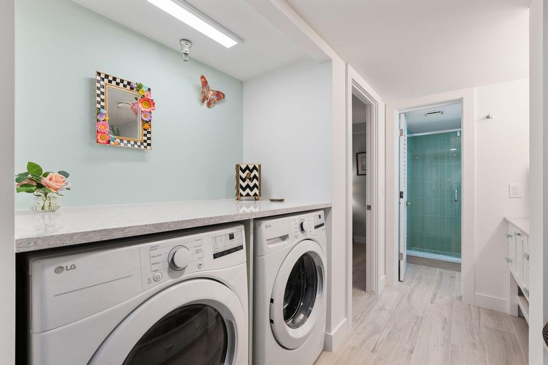 出租: $9,000 (2 贝兹, 2 浴室, 1500 平方英尺)