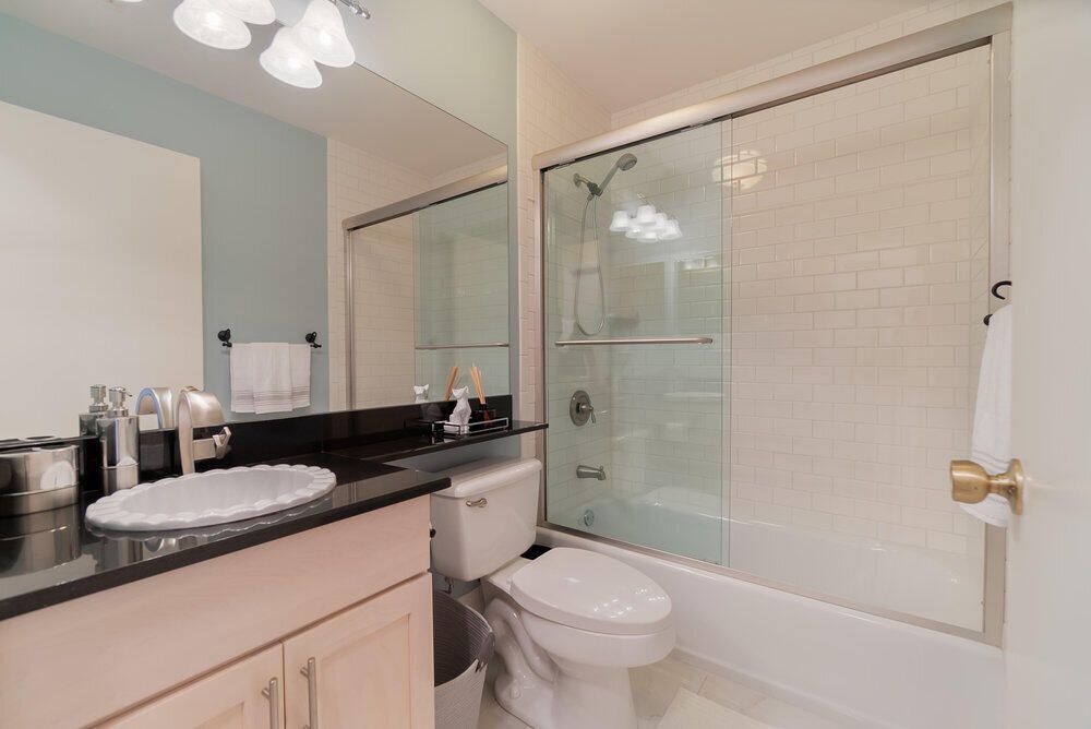 For Sale: $525,000 (2 beds, 2 baths, 1231 Square Feet)