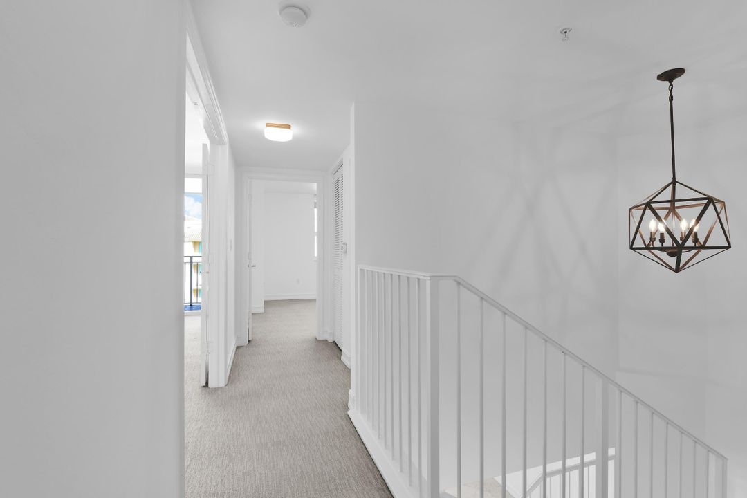 Active With Contract: $995,000 (2 beds, 2 baths, 1816 Square Feet)