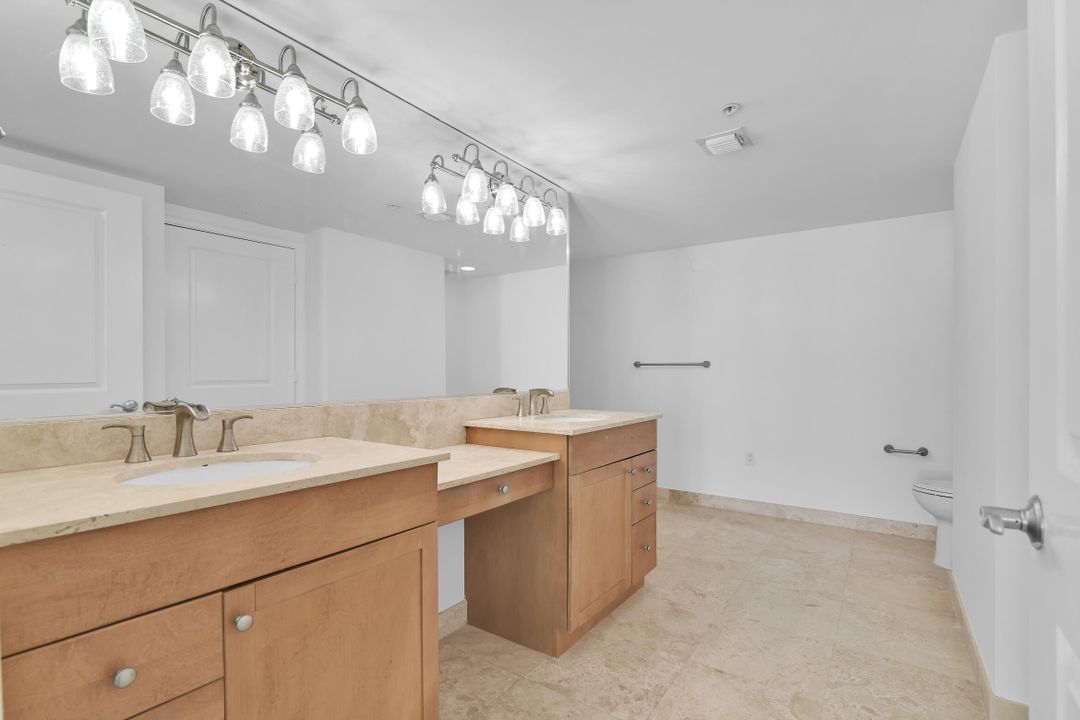 Active With Contract: $995,000 (2 beds, 2 baths, 1816 Square Feet)