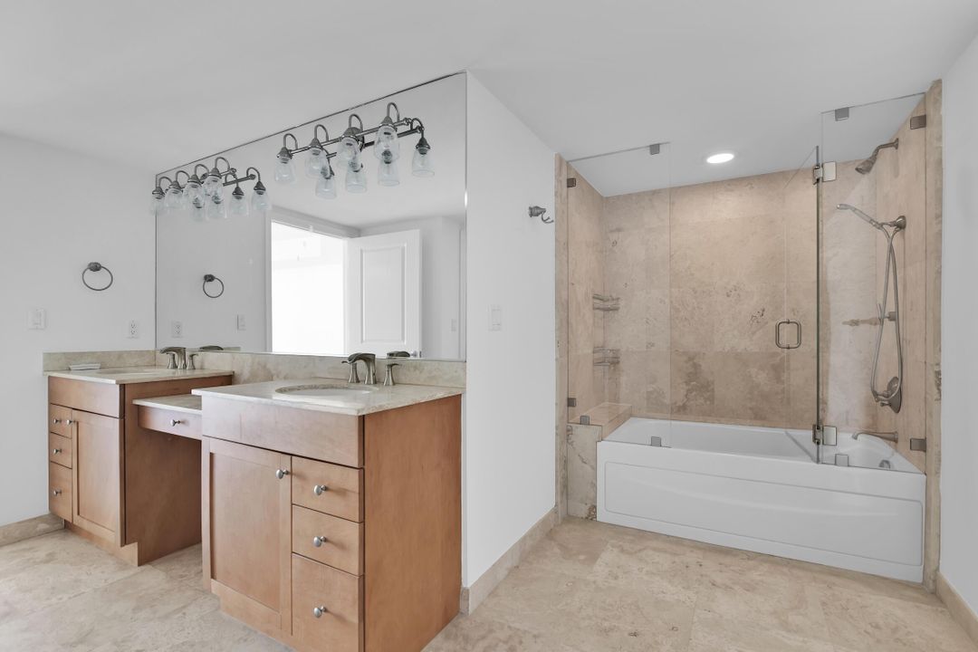 Active With Contract: $995,000 (2 beds, 2 baths, 1816 Square Feet)