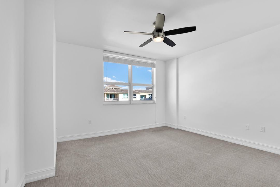 Active With Contract: $995,000 (2 beds, 2 baths, 1816 Square Feet)