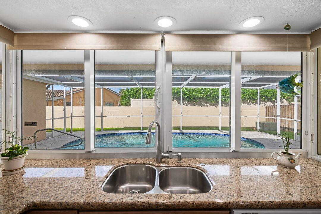 Active With Contract: $649,999 (3 beds, 2 baths, 1829 Square Feet)