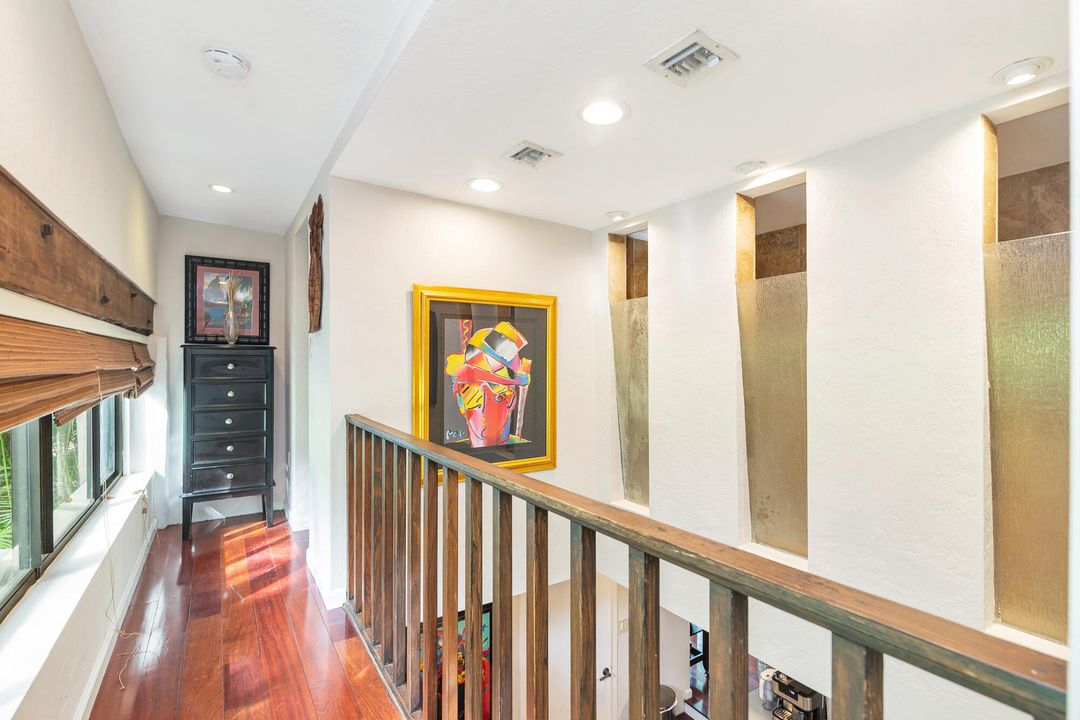 For Sale: $2,195,000 (4 beds, 4 baths, 2480 Square Feet)