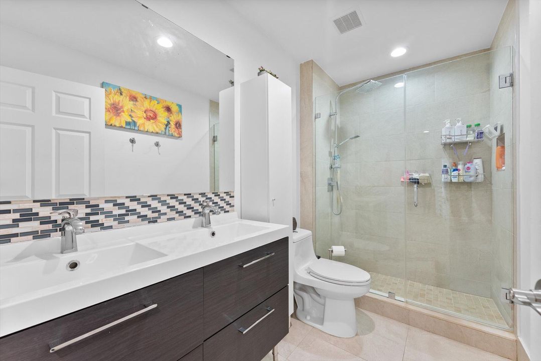 Active With Contract: $675,000 (4 beds, 2 baths, 2060 Square Feet)