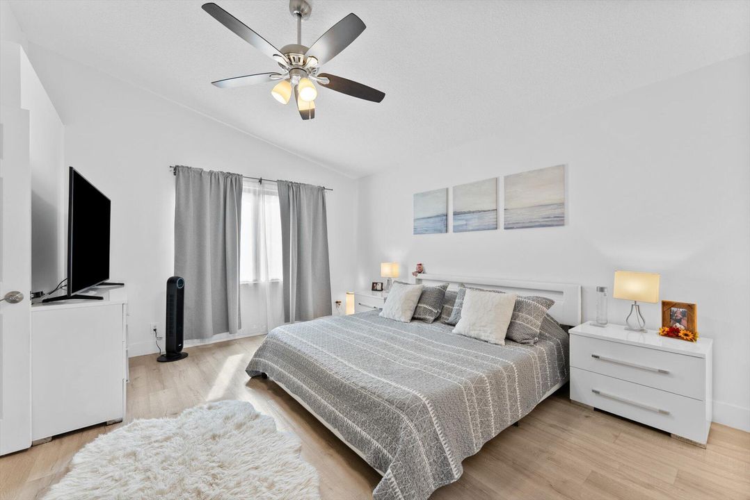 Active With Contract: $675,000 (4 beds, 2 baths, 2060 Square Feet)