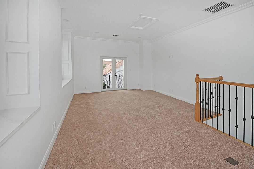 Active With Contract: $2,695,000 (4 beds, 3 baths, 3906 Square Feet)