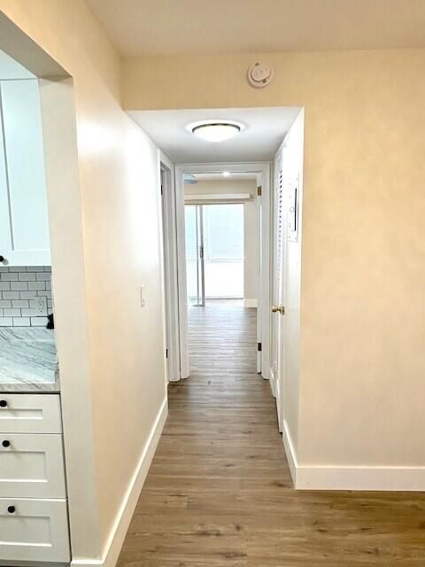 出租: $1,600 (1 贝兹, 1 浴室, 570 平方英尺)