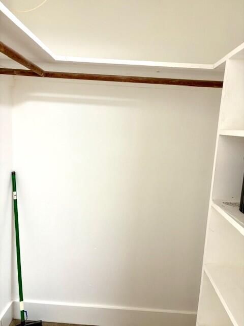 出租: $1,600 (1 贝兹, 1 浴室, 570 平方英尺)