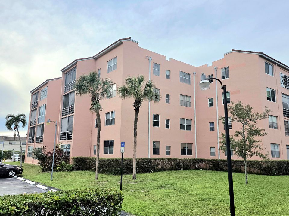 Activo con contrato: $84,000 (1 camas, 1 baños, 644 Pies cuadrados)