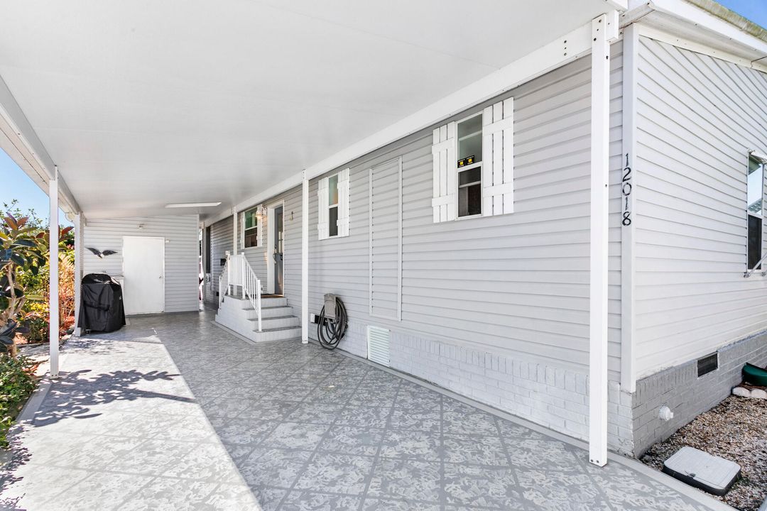 合同活跃: $234,000 (2 贝兹, 2 浴室, 1568 平方英尺)