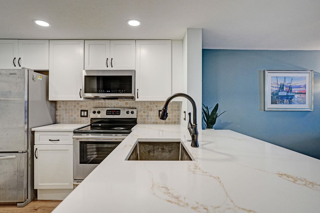 For Sale: $589,000 (3 beds, 2 baths, 1398 Square Feet)