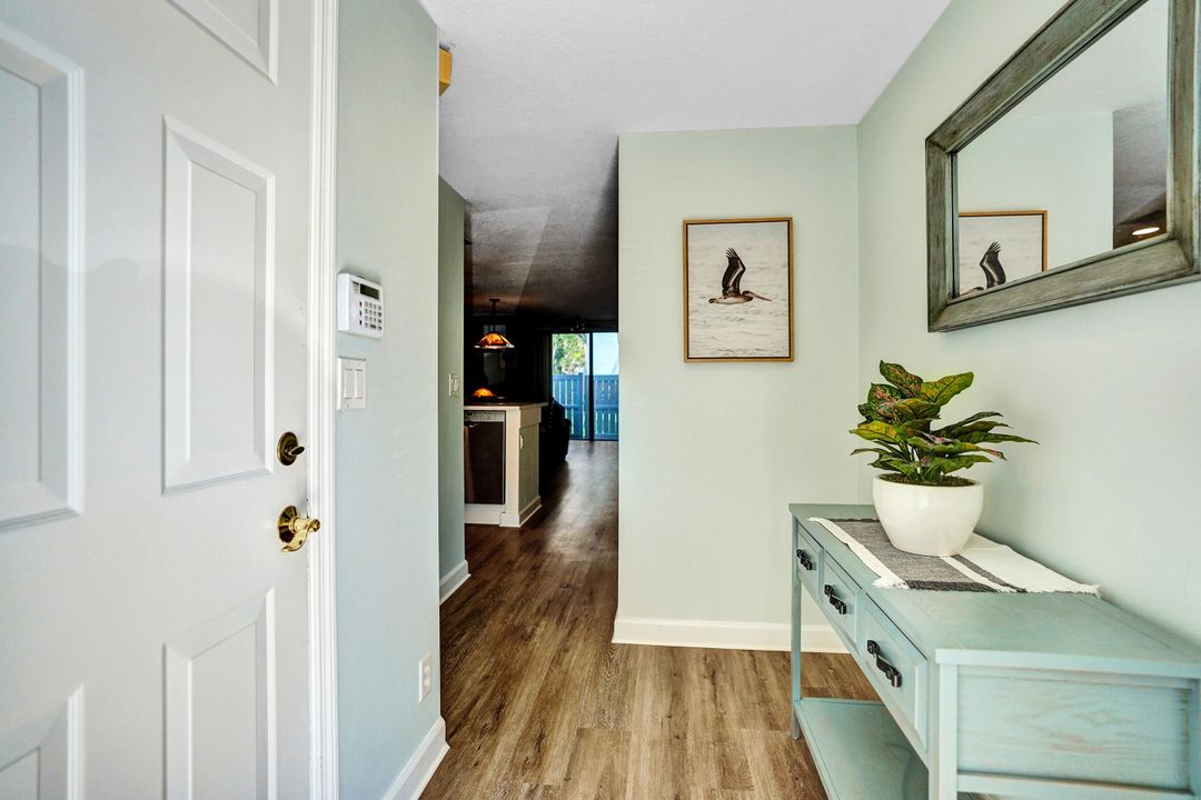 For Sale: $589,000 (3 beds, 2 baths, 1398 Square Feet)