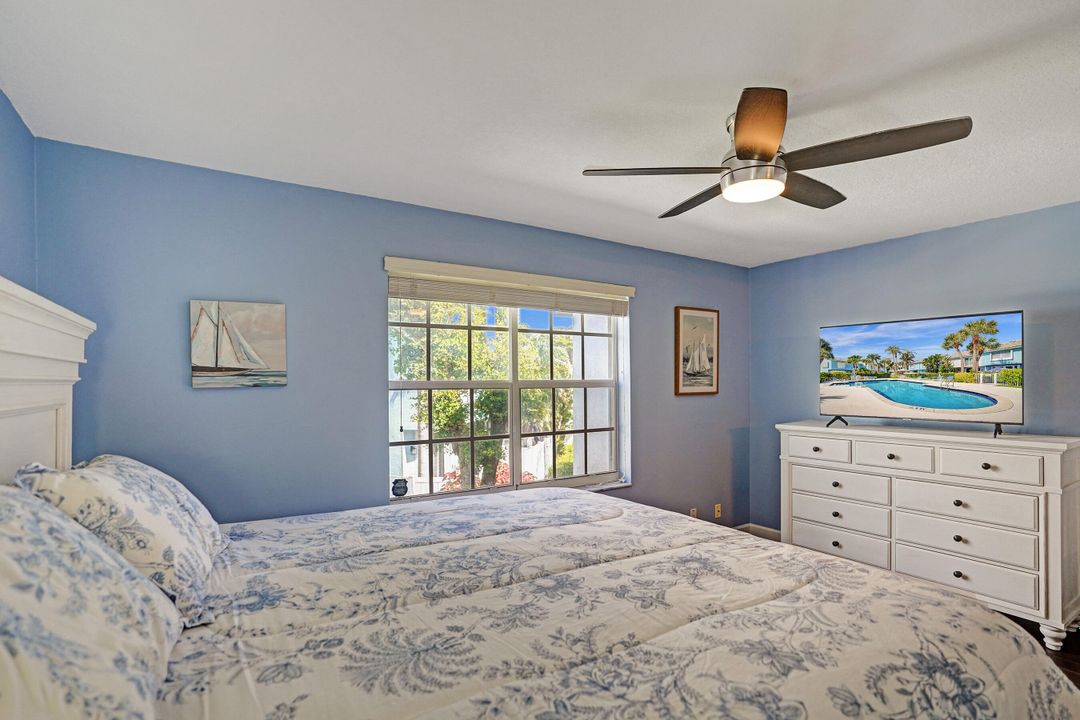 For Sale: $589,000 (3 beds, 2 baths, 1398 Square Feet)