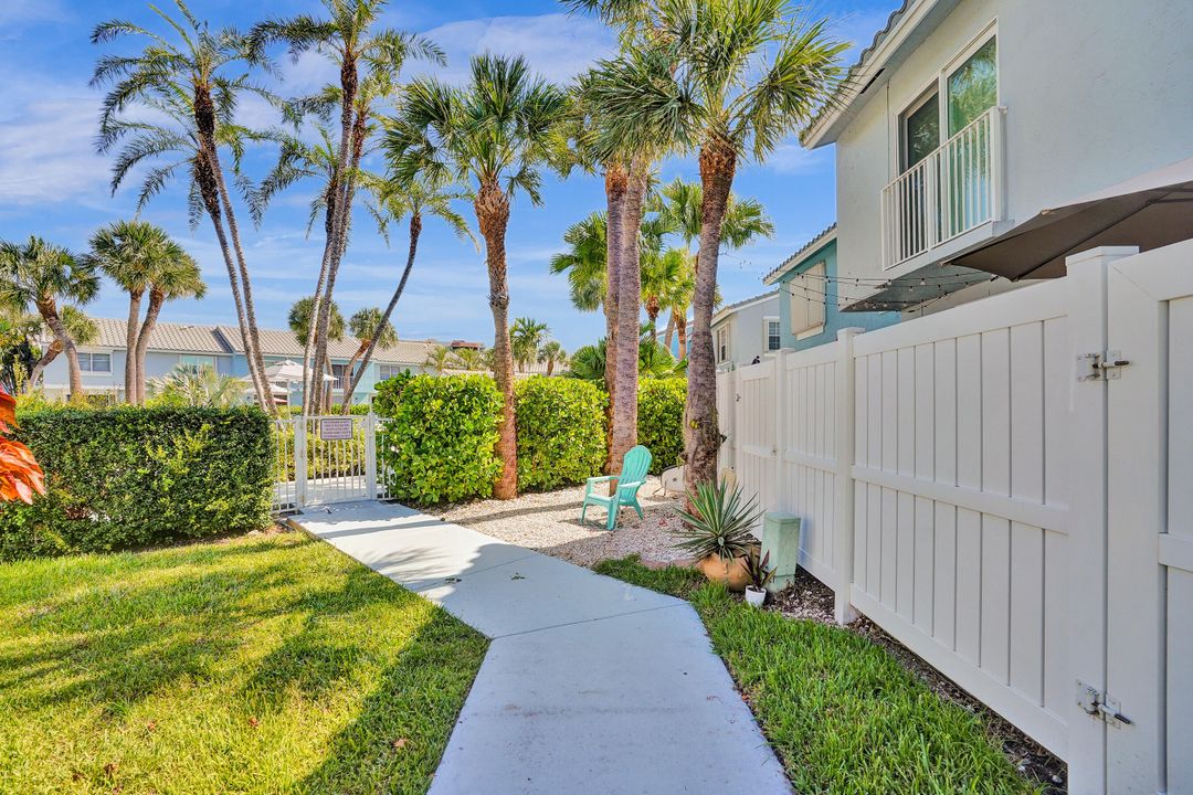 For Sale: $589,000 (3 beds, 2 baths, 1398 Square Feet)