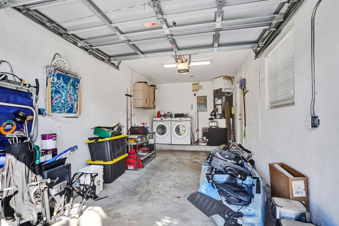 For Sale: $589,000 (3 beds, 2 baths, 1398 Square Feet)