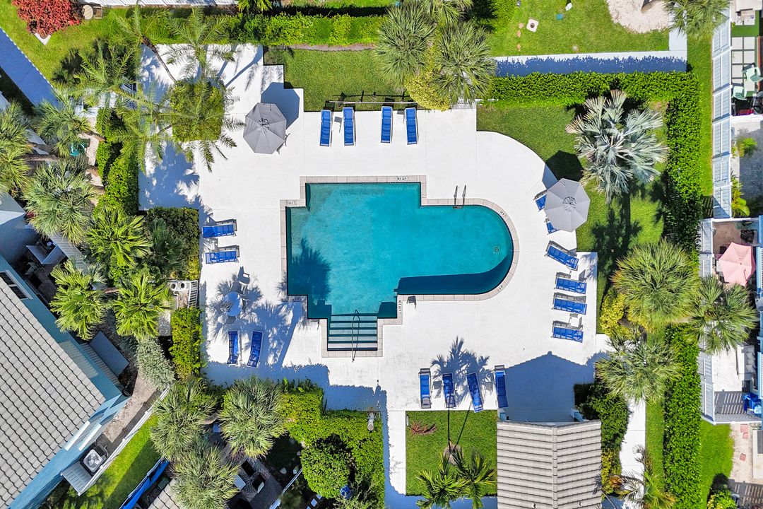 For Sale: $589,000 (3 beds, 2 baths, 1398 Square Feet)