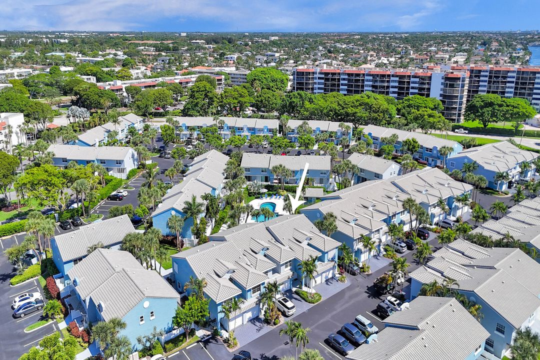 For Sale: $589,000 (3 beds, 2 baths, 1398 Square Feet)