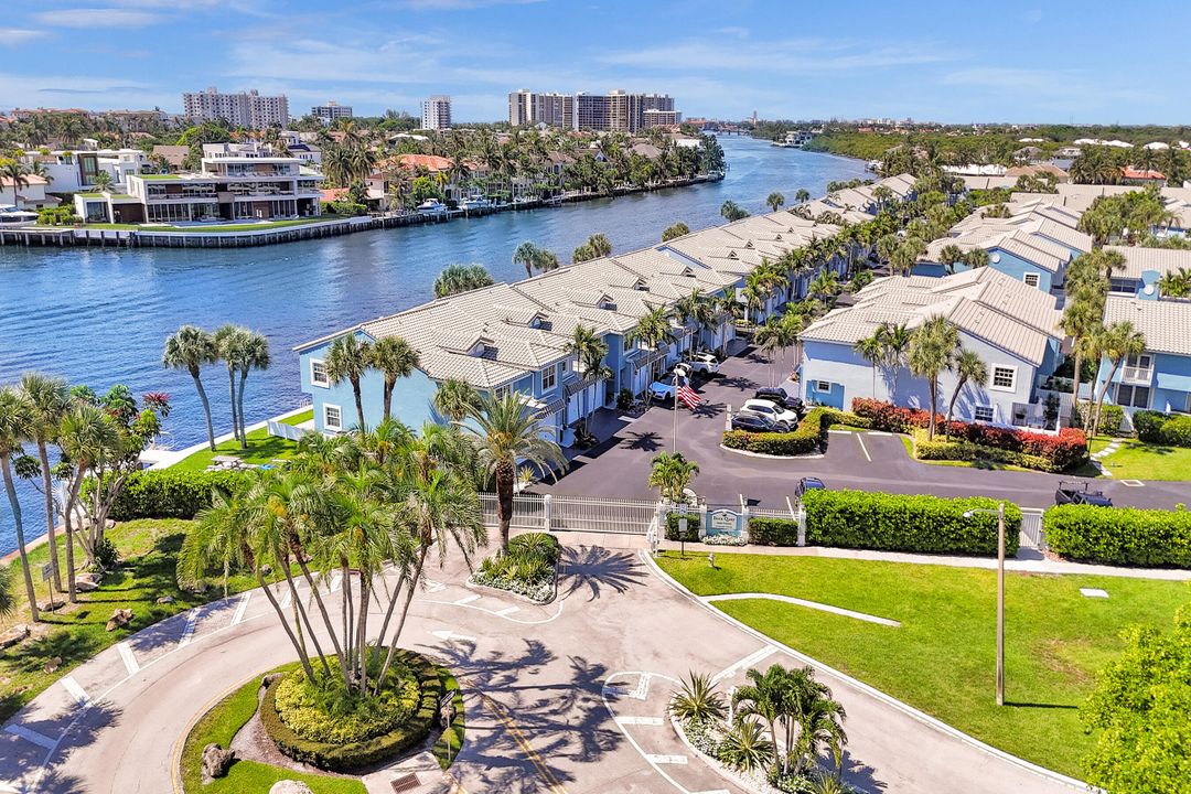 For Sale: $589,000 (3 beds, 2 baths, 1398 Square Feet)