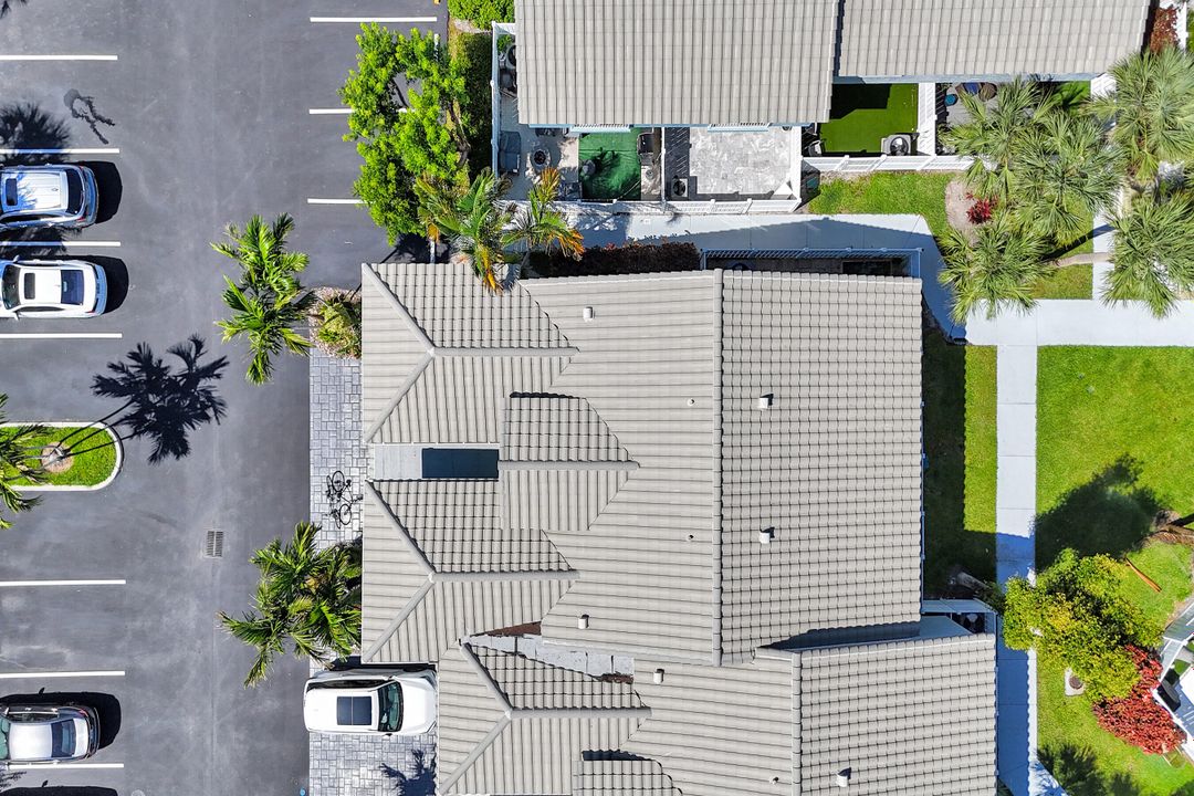 For Sale: $589,000 (3 beds, 2 baths, 1398 Square Feet)