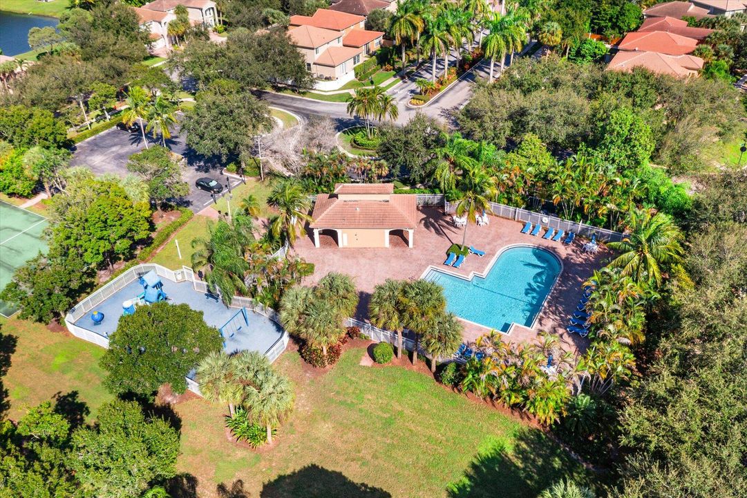 En Venta: $539,000 (3 camas, 2 baños, 2044 Pies cuadrados)