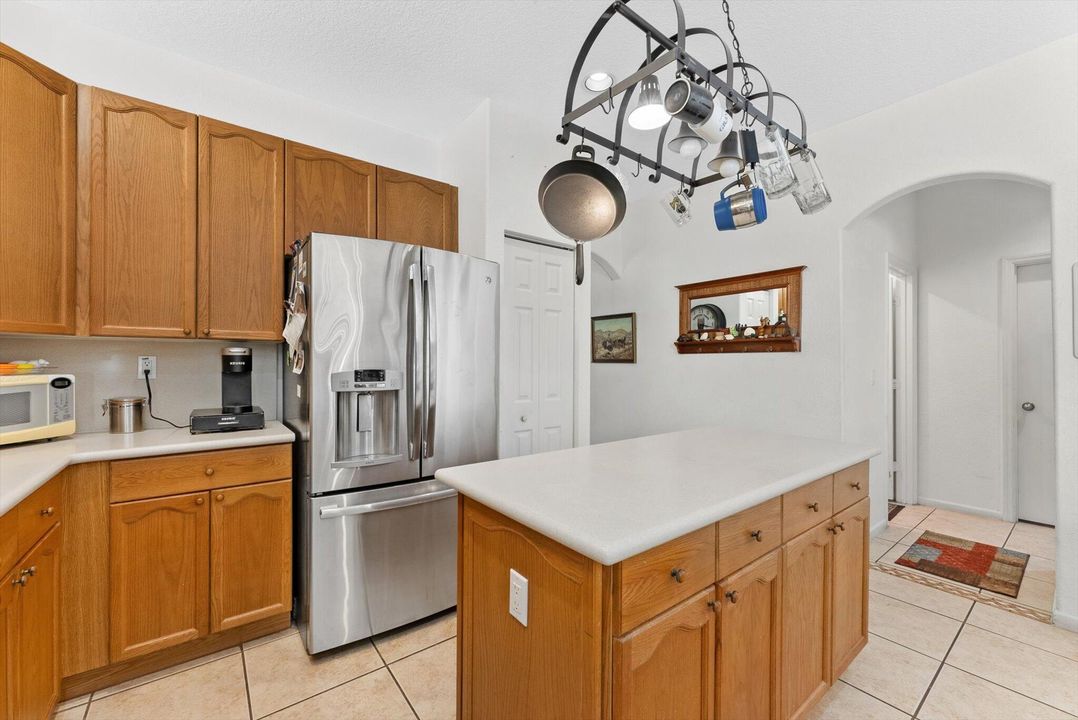 En Venta: $539,000 (3 camas, 2 baños, 2044 Pies cuadrados)