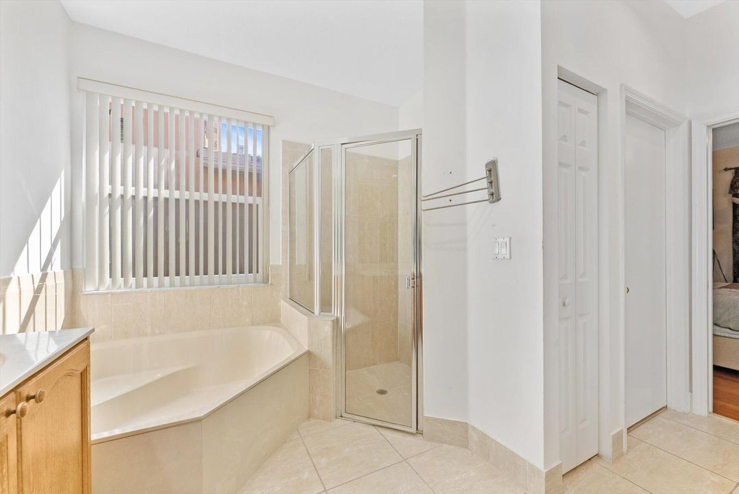 En Venta: $539,000 (3 camas, 2 baños, 2044 Pies cuadrados)