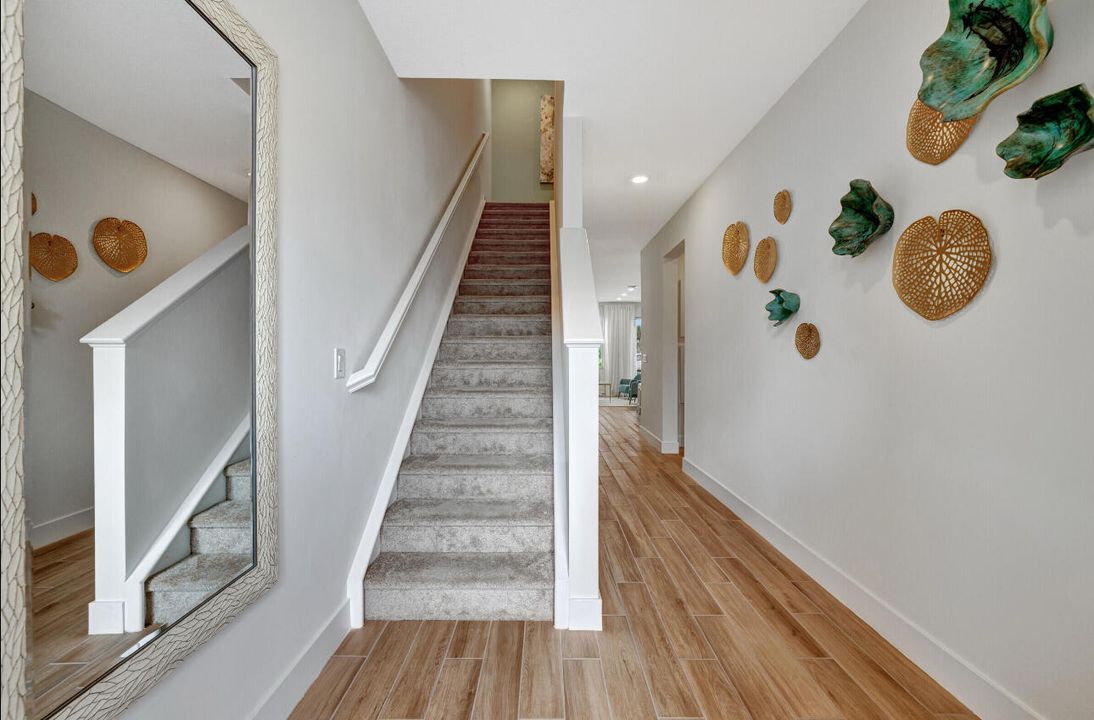 На продажу: $360,000 (3 спален, 2 ванн, 1690 Квадратных фут)