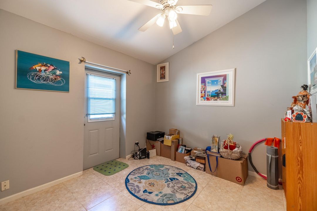 En Venta: $473,900 (3 camas, 2 baños, 1490 Pies cuadrados)