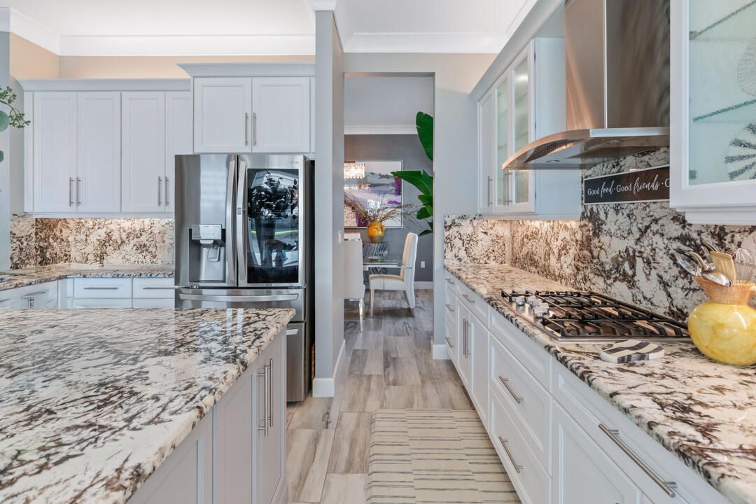 Active With Contract: $989,000 (3 beds, 3 baths, 2753 Square Feet)