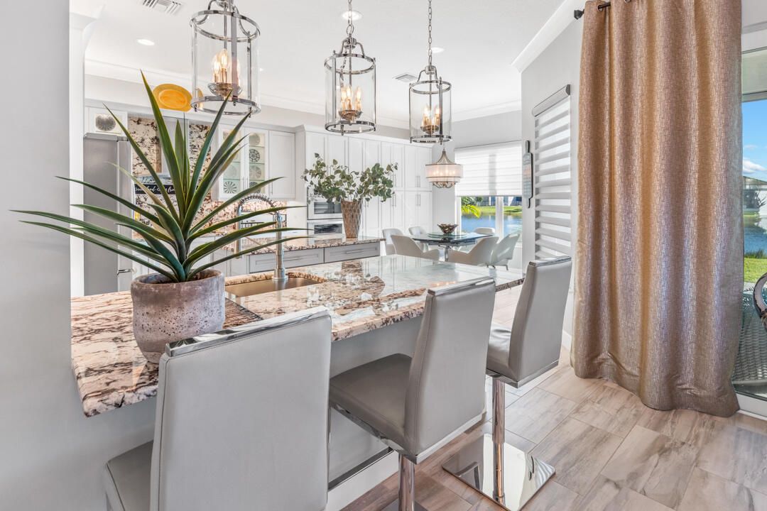 Active With Contract: $989,000 (3 beds, 3 baths, 2753 Square Feet)